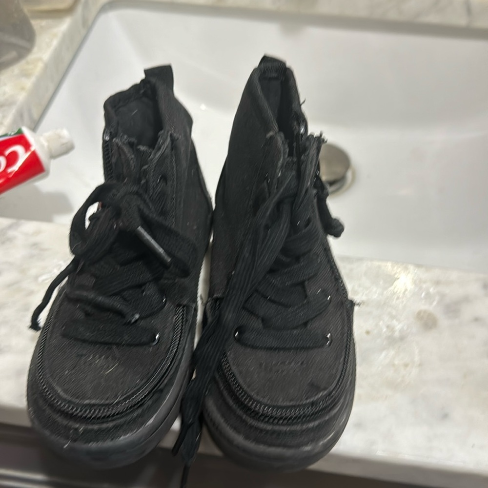 Billy shoes